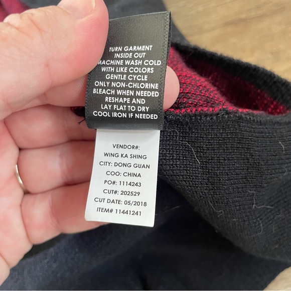 Hot Topic 4X red star sweater dress - Picture 8 of 10